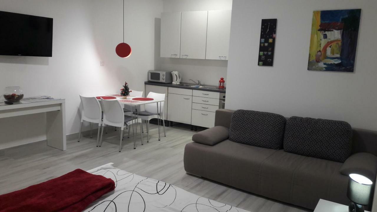 Home Away From Home - Apartment Ilica 萨格勒布 外观 照片